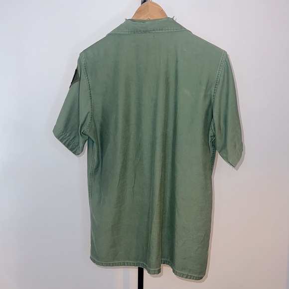 Urban Outfitters Find, Vintage Military Button-Up Top, Green, Medium - Picture 2 of 4